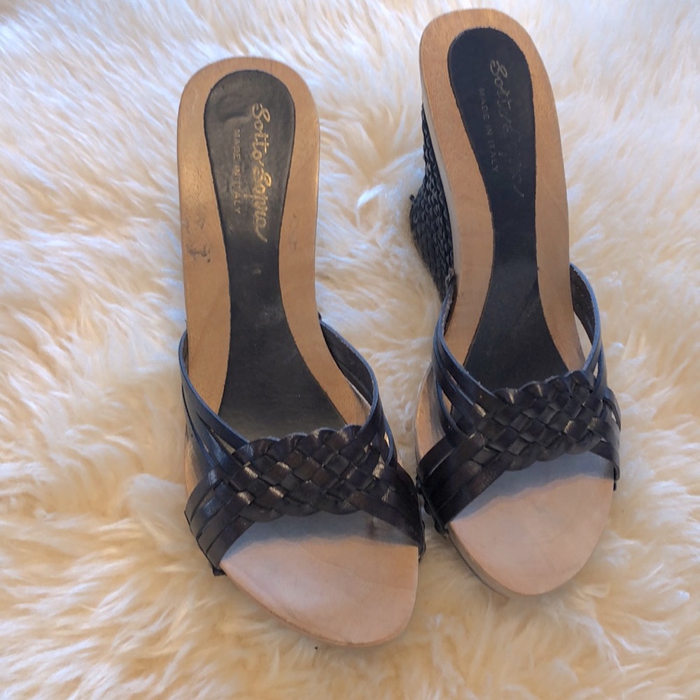 Sotto Sopra brown wedge sandal
